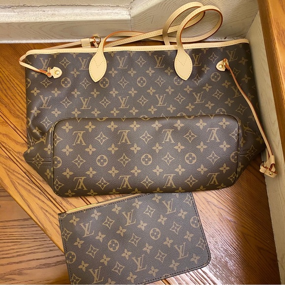 Louis Vuitton Brown Monogram Tote with Natural Vachetta Trim - Picture 11 of 13